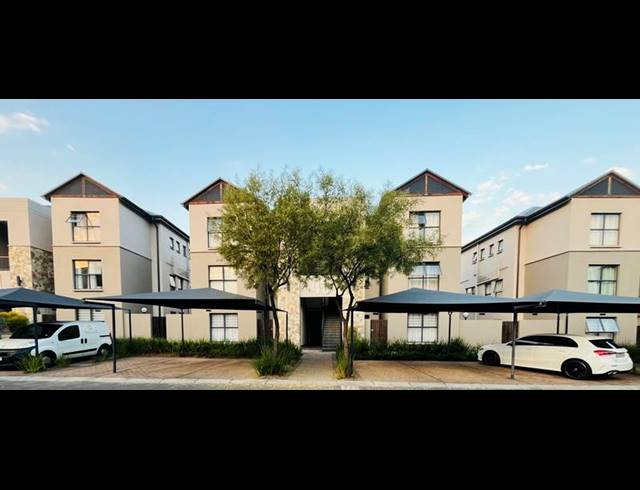 3 BEDROOM APARTMENT FOR SALE IN WATERFALL